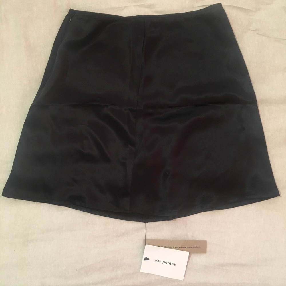 Ref Benson Silk Skirt size 4 Petite